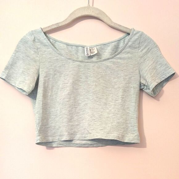 H&M Basic Divided Light Blue Crop Top XS - Picture 1 of 5